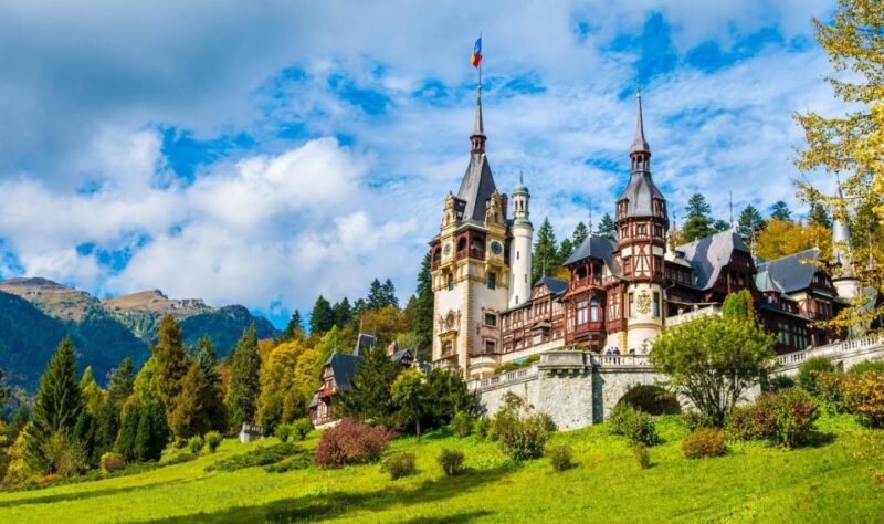 2-Day Private 4x4 Tour: Explore the Carpathian Mountains - Woodcraft Carpathian Museum
