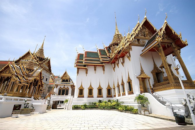 2 Day Private Car With Driver From Laem Chabang to Bangkok & Damnoen Saduak - Damnoen Saduak Floating Market