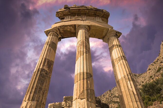 2-Day Private Delphi and Meteora Sightseeing Tour - Exploring Delphi