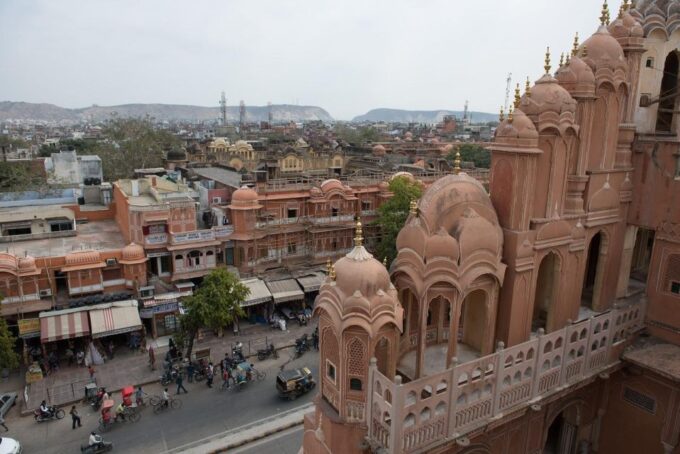 2-Day Private Jaipur Overnight Tour From Delhi All Inclusive - Accommodation Details