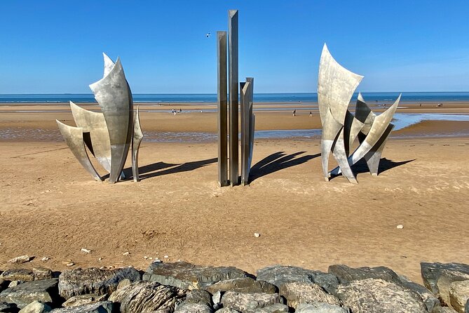 2-day Private Mont Saint-Michel, 3 Loire Castles, D-Day Express - Knowledgeable Guides
