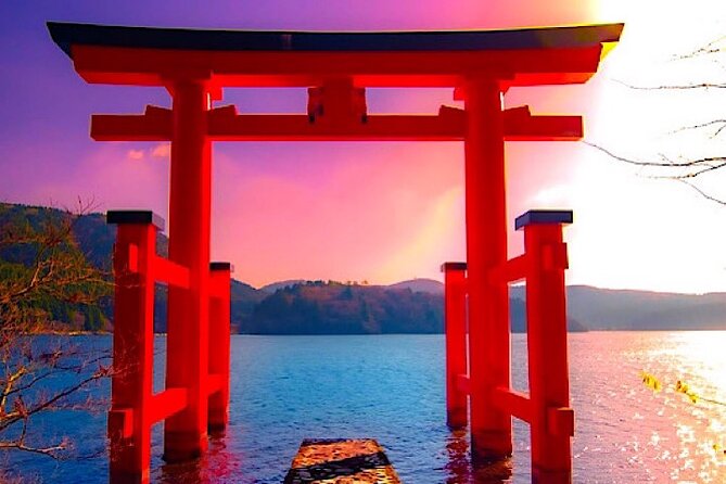 2-Day Private Tokyo MT Fuji Hakone Sightseeing Tour With Guide - Lake Ashinoko Pirate Cruise