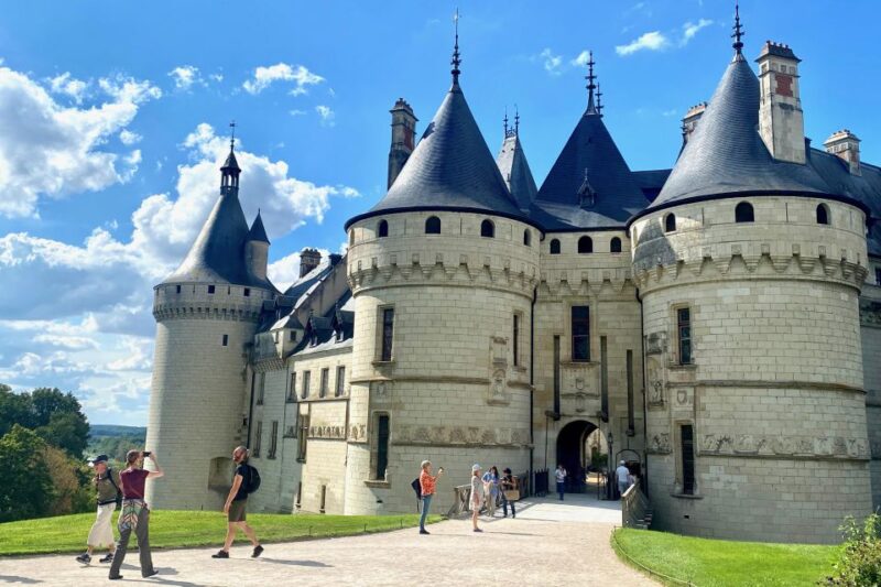2-Day Private Top 6 Loire Valley Castles From Paris Mercedes - Visit Château De Chambord