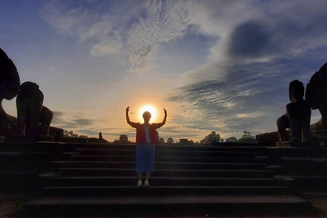2-Day Private Tour: Discover Angkor Temples With Sunrise - Tour Guide Qualifications