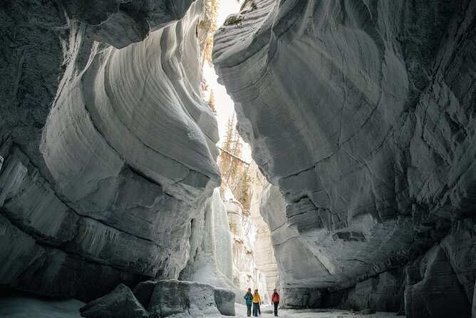 2-Day Private Tour in Jasper National Park - Confirmation and Availability