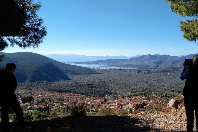 2-Day Private Tour to Delphi & Meteora With Great Lunch Included - Battlefield of Thermopylae