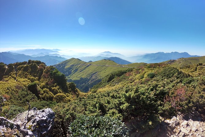 2-Day Private Tour to Sun Moon Lake and Mount Hehuan - Inclusions