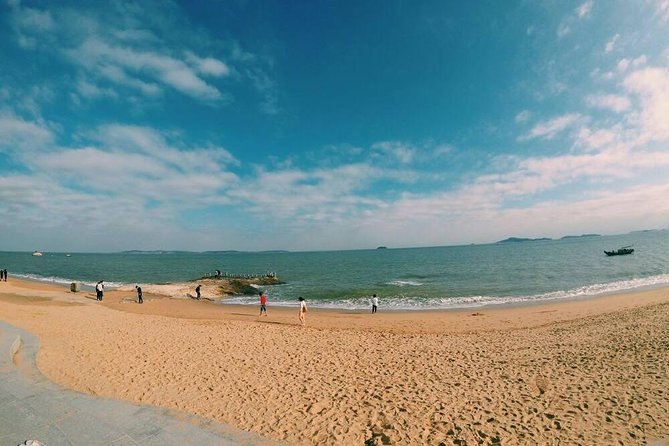 2-Day Private Tour to Tour Around the Highlights of Xiamen and Quanzhou City - Accommodation and Meals