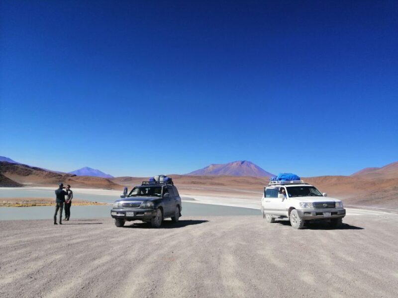 2-Day Private Tour: Uyuni Salt Flats to San Pedro De Atacama - Day 1: Uyuni Exploration