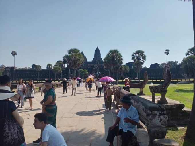 2-Day Private Tours in Angkor Wat, Ta Prohm & Kampong Phluk - Important Information