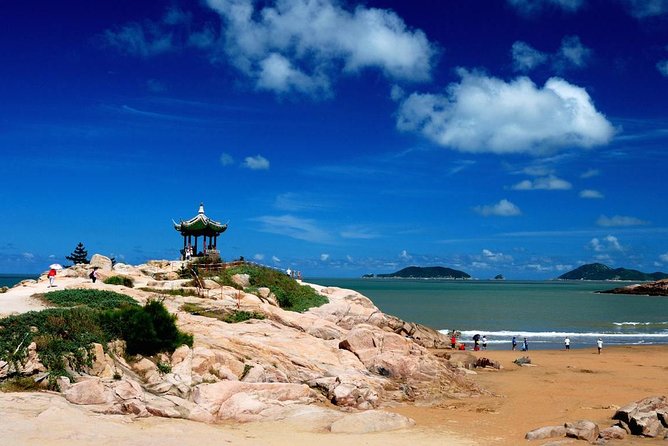 2-Day Private Trip to Putuo Mountain in Zhoushan From Shanghai With Accommodation - Inclusions in the Tour Package