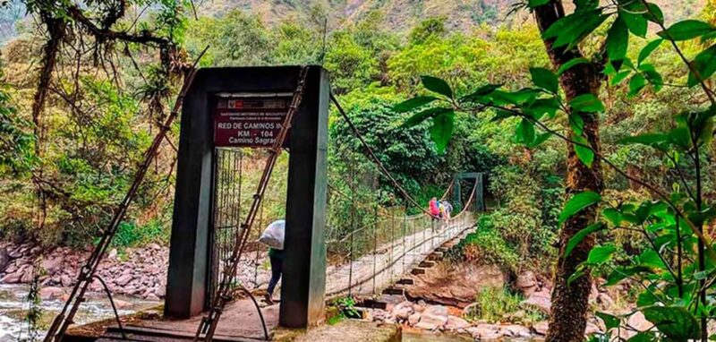 2-Day Route Along the Inca Trail - Day 1 Highlights
