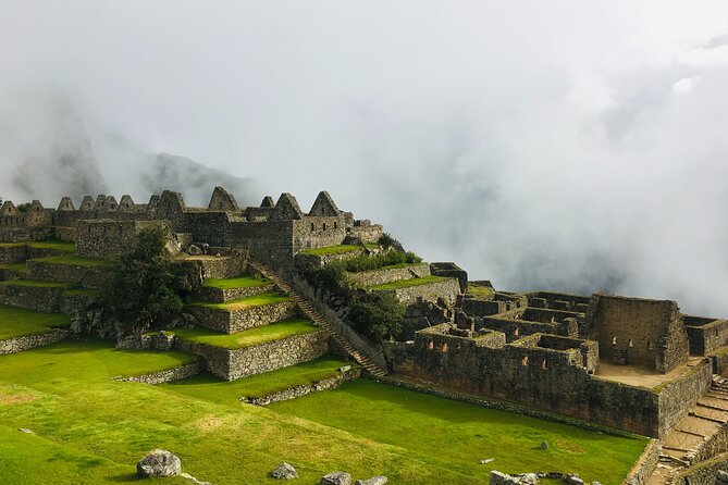 2-Day Sacred Valley & Machu Picchu Guided Tour From Cusco - Pisac