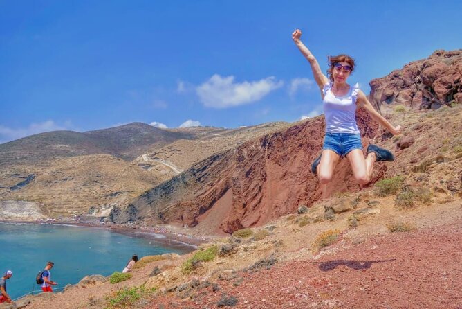 2-Day Santorini Bus Tour With Volcanic Cruise - Meeting and Pickup Information