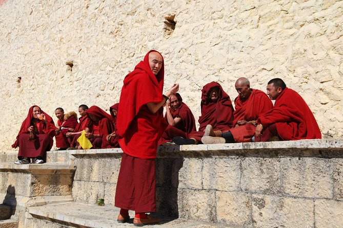 2-Day Shangri-La Private Tour - Good To Know