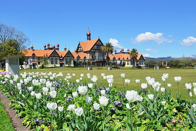 2 Day Tour Auckland to Hobbiton, Waitomo, Rotorua and Taupo - The Itinerary: What You Can Expect