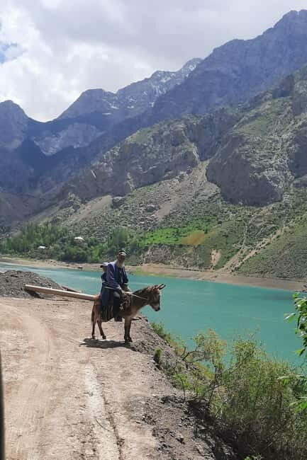 "2-Day Tour to Fann Mountains: Voru Village & Seven Lakes" - Key Points