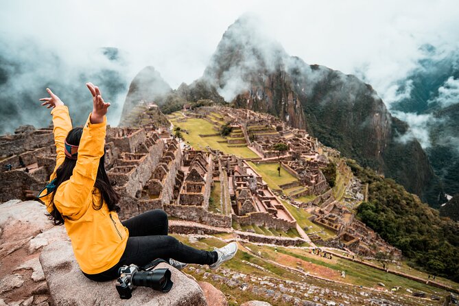 2-Day Tour to Machu Picchu by Train From Cusco - Guided Tour of Machu Picchu