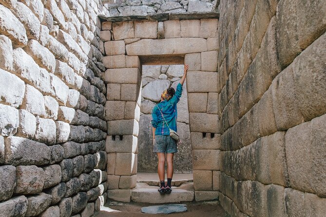 2-Day Tour to Machu Picchu by Train From Cusco - Tour Accessibility and Restrictions