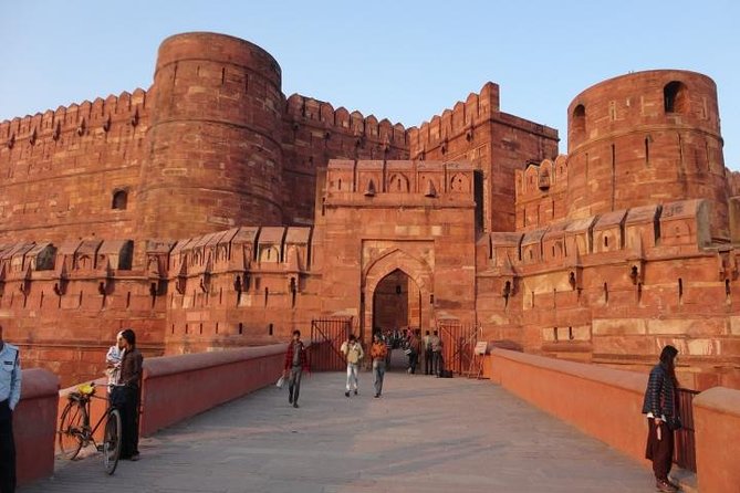 2-Day Tour to the Taj Mahal and Agra From Pune With Both Side Commercial Flights - Inclusions