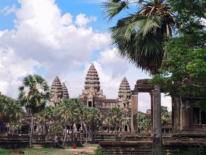 2-Day Trip With Sunset & Sunrise in Siem Reap - What to Bring