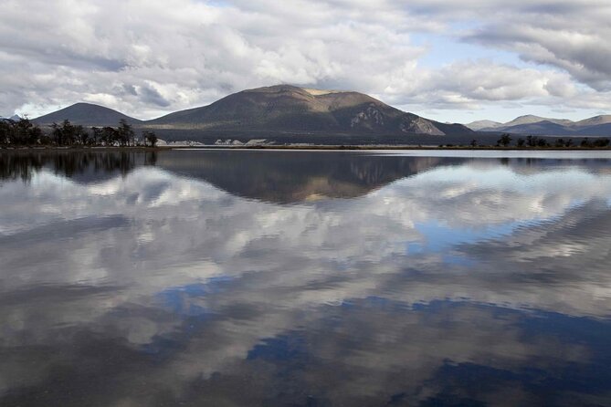 2-Day Ushuaia Trekking and Rowing Adventure - Key Points