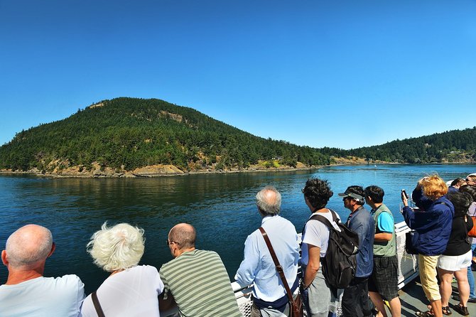 2-Day Victoria & Butchart Gardens Tour With Overnight at the Inn at Laurel Point - Floatplane Flight Back