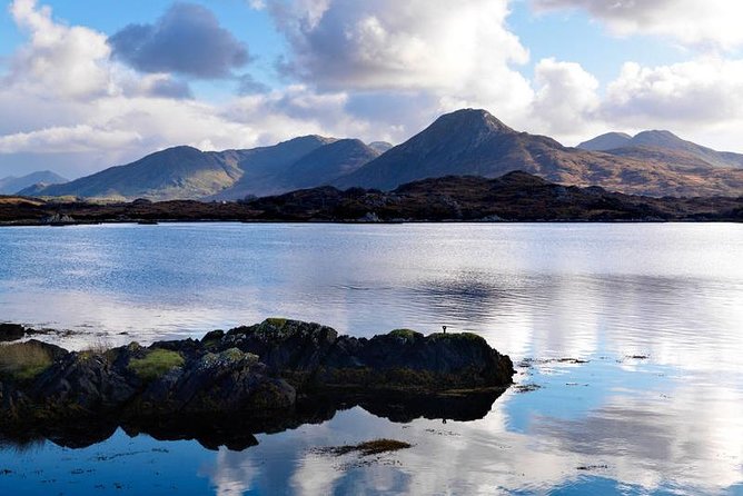 2-Day Western Ireland Tour From Dublin:Including Galway and Cliffs of Moher - Day 1 Itinerary