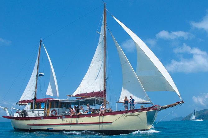 2-Day Whitsundays Sailing Adventure: Summertime - Minimum Age Requirement
