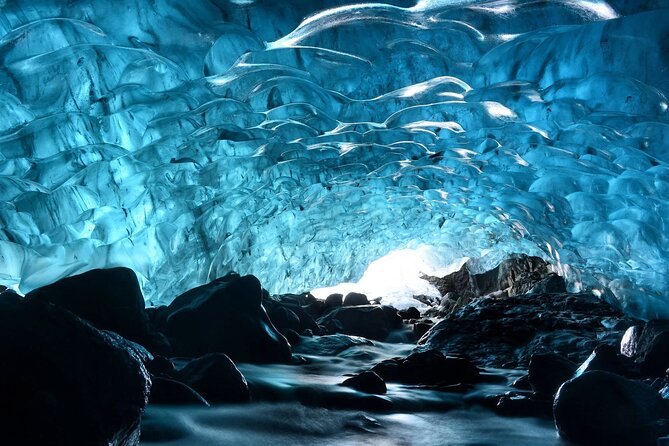2 Day Winter Tour to Icelands South Coast and Diamond Beach - Inclusions