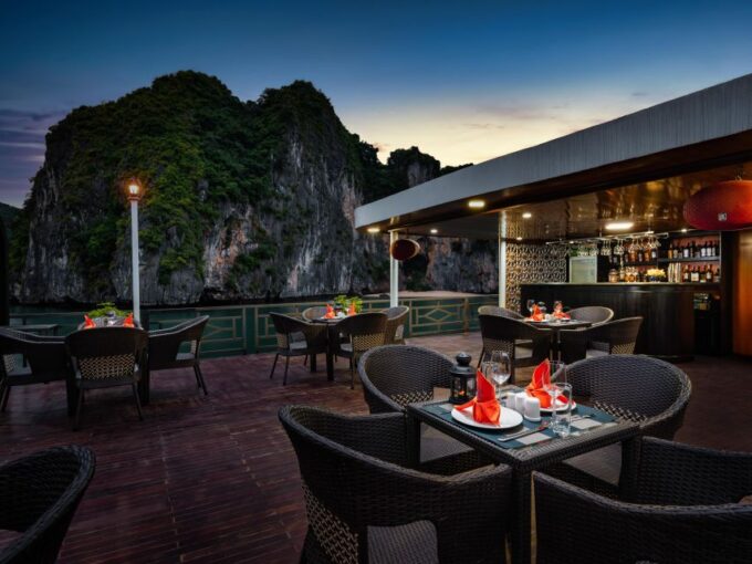 2 Days/1 Night Tour With Halong La Pandora Boutique Cruise - Exclusions