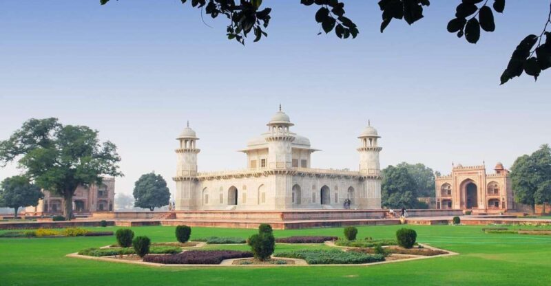 2 Days Agra and Jaipur Tour From Delhi by Car - Itinerary Details