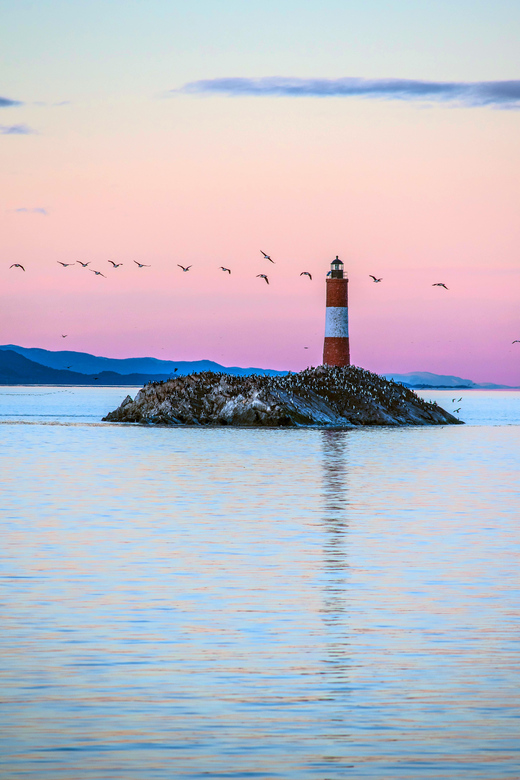 2-Days and 1 Night at Ushuaia With Airfare From Buenos Aires - Inclusions and Exclusions
