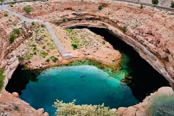 2 Days and 1 Night Private Tour in Wadi Shab to Wahiba Sands Desert - Exploring the Wahiba Sands Desert