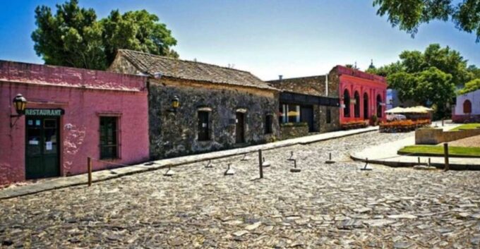 2-Days and 1 Night Visiting Colonia and Montevideo - Group Size and Duration