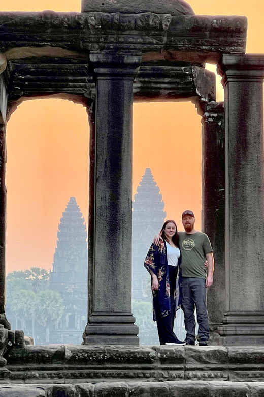 2 Days Angkor Sunrise and Sunset With Floating Village - Itinerary Highlights