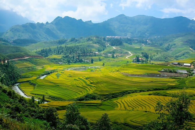 2 Days Authentic Trekking Tour in Sapa ( Homestay - Less Touristy ) - Meeting Point and Pickup