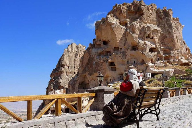 2 Days - Cappadocia Tour From Istanbul With Optional Hot Air Balloon Flight - Meeting and Pickup Information