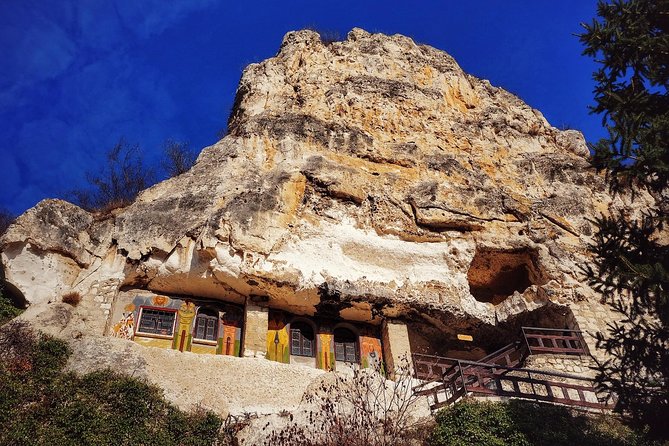 2 Days in Bulgaria Veliko Tirnovo and Arbanasi Village - Dining and Cuisine