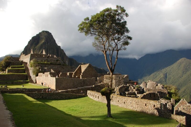 2 Days - Inca Trail to Machu Picchu - Itinerary Highlights