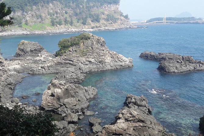 2 Days Jeju Island Private Taxi Tour (East/West of Jeju Island ) - Pricing and Reviews