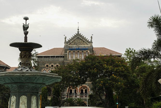 2 Days Mumbai Must-Sees: Markets at Dawn, Heritage Sites & Slums - Reviews: Fascinating Tour