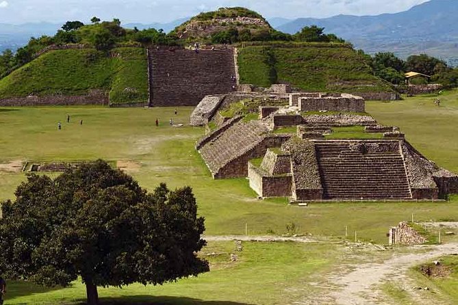 2 Days Oaxaca Visiting Monte Albán, Mitla, Hierve El Agua, Mezcal - Small Group Personalized Experience