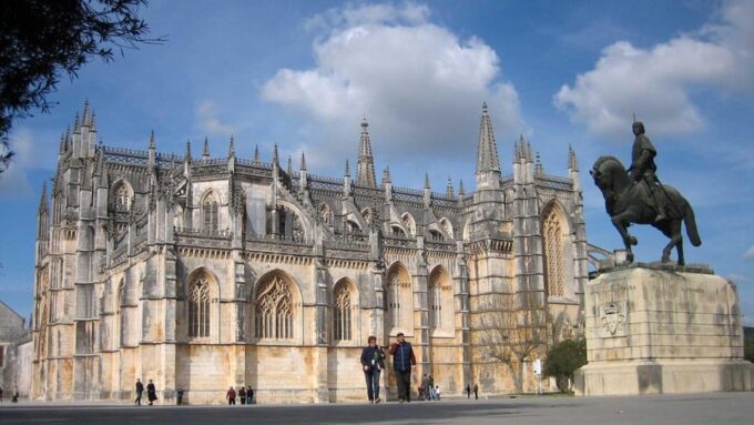 2 Days on the Trail of the Knights Templar - All Included - Dining and Accommodations