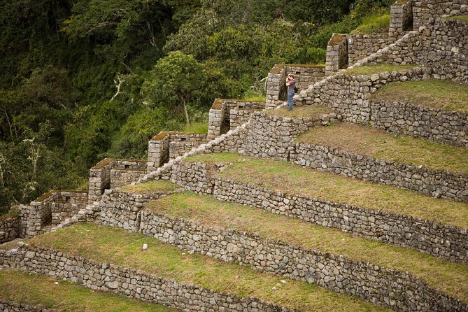 2-Days Original Inca Trail to Machu Picchu Max 6 People - Included Amenities and Meals