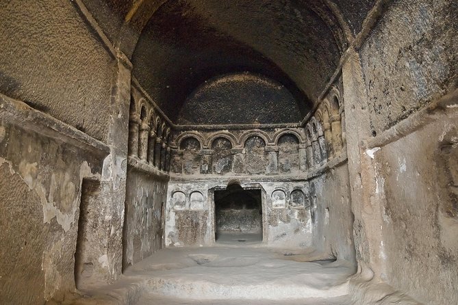 2 Days Private Cappadocia Tour From Istanbul By Plane - Meeting and Pickup