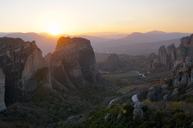 2 Days Private Tour: Delphi & Meteora - Exploring Delphi