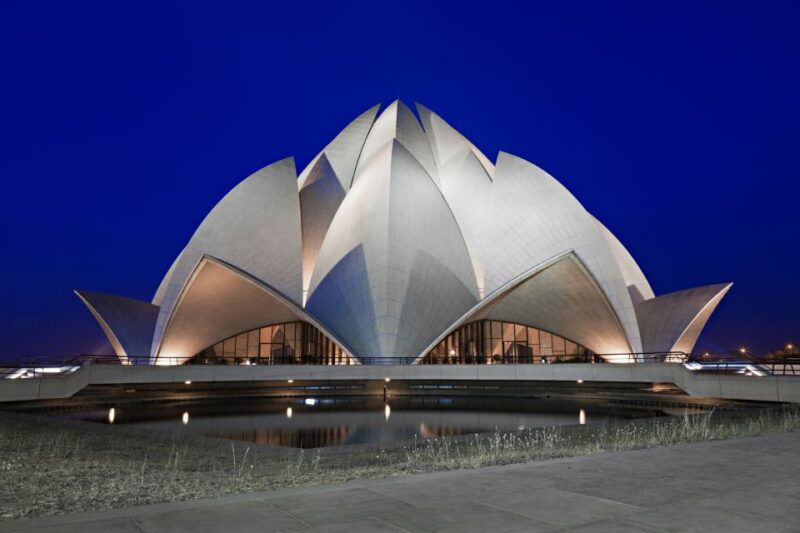 2 Days Private Tour of Old & New Delhi With Entrance Ticket - Old Delhi Highlights