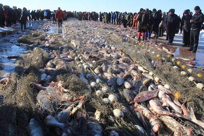 2 Days Private Tour to Chagan Lake Winter Fishing From Harbin - Accommodation and Meals