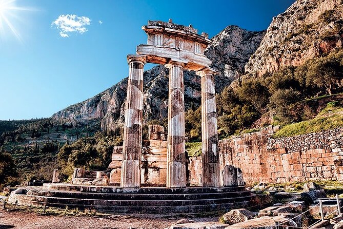 2 Days Spanish Guided Tour in Delphi and Meteora - Additional Costs